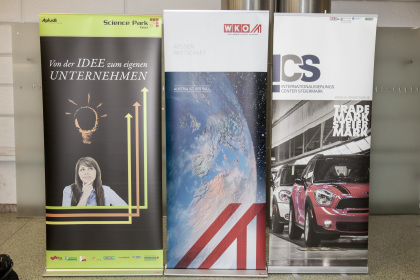 Roll-ups der Veranstalter &copy;&nbsp;ICS, Nikola Milatovic