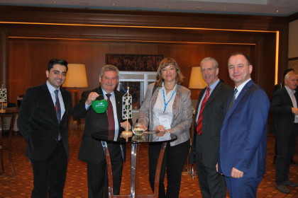 Gruppe beim Business-Talk &copy;&nbsp;ICS