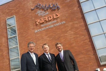 WKO-Direktor Karl-Heinz Dernoscheg, IV-Präsident Jochen Pildner-Steinburg und IV-Geschäftsführer Thomas Krautzer bei der Besichtigung des Technologieparks &copy;&nbsp;ICS