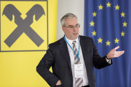 &copy;&nbsp;ICS, Milatovic