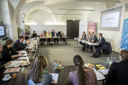 &copy;&nbsp;ICS, Milatovic