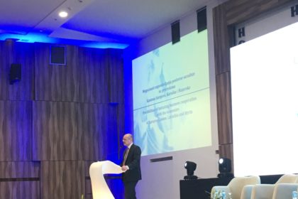 &copy;&nbsp;Dr. Robert Brugger (ICS)