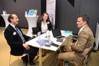 &copy;&nbsp;Foto Fischer | Beratungsgespräch mit Experten