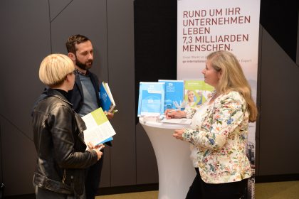 &copy;&nbsp;Foto Fischer | Beratungsgespräch mit Experten