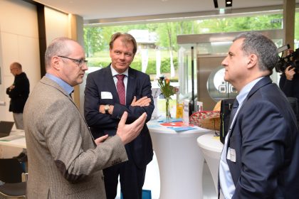 &copy;&nbsp;Foto Fischer | Robert Brugger (li) mit den beiden Keynote-Speakern Alexander Busch (mitte) und J. Humberto Lopez (re)